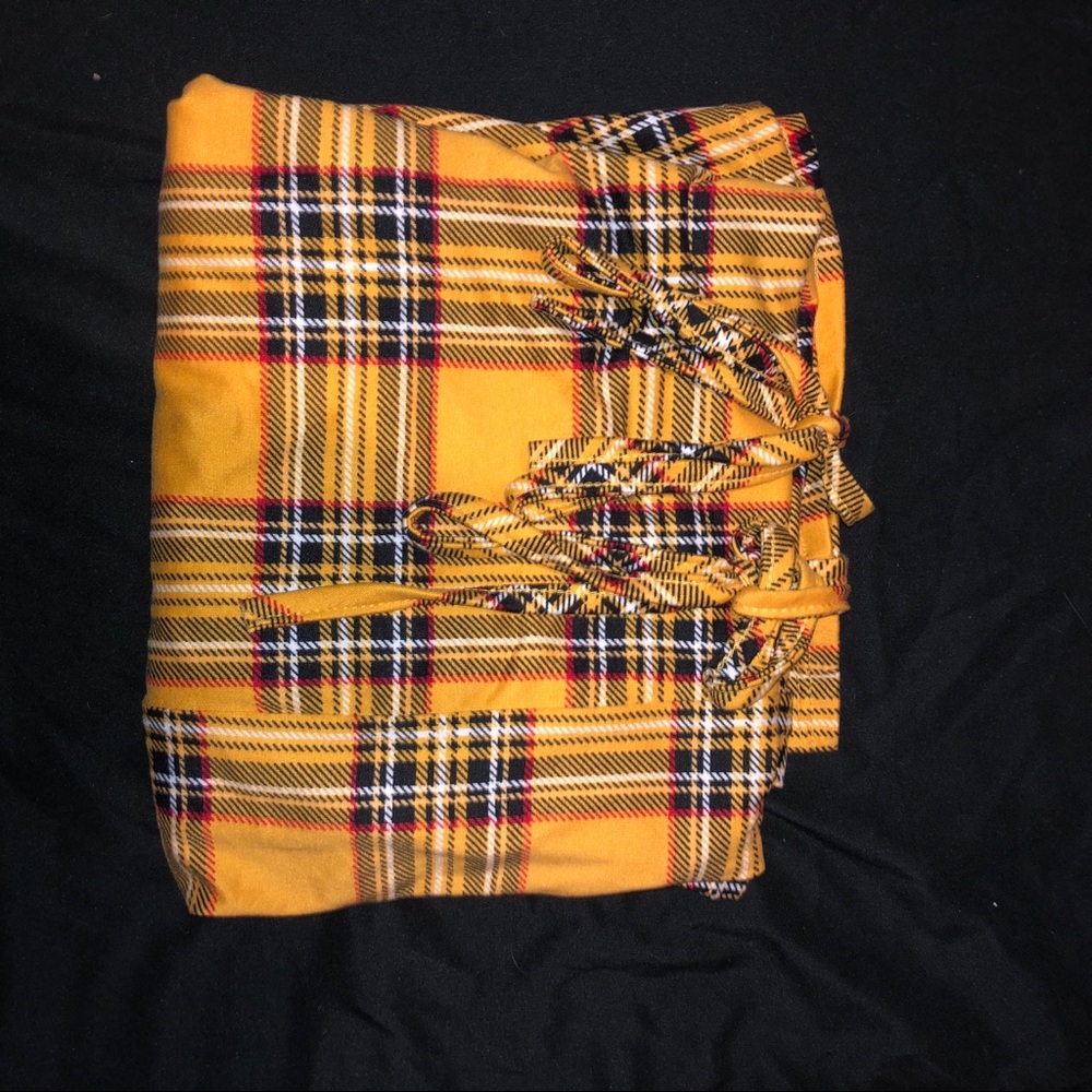 Yellow Plaid Dress - Picture 4 of 4